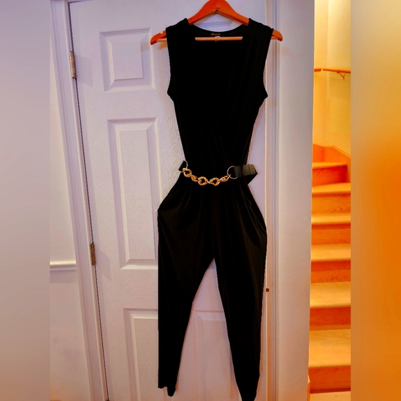 Black romper - Picture 2 of 7